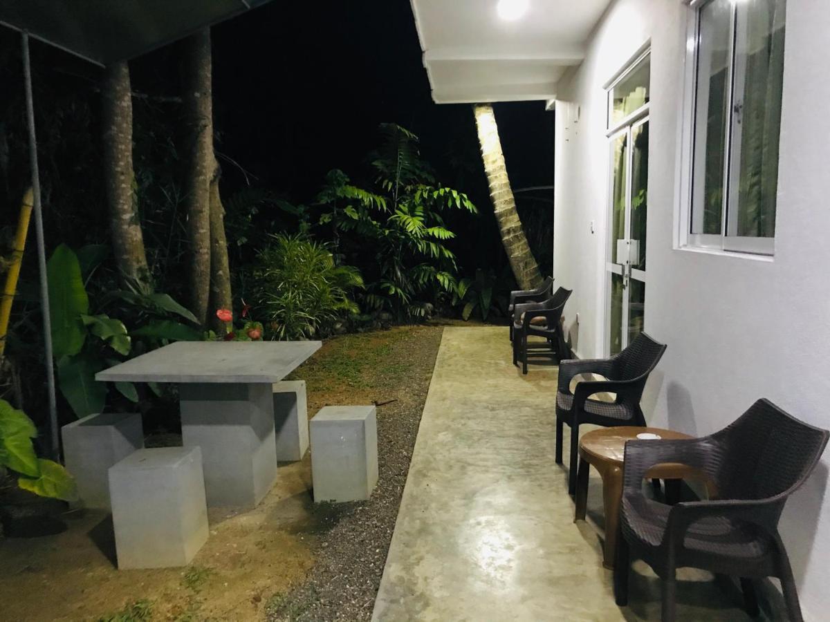 Lakvilla Хиккадува Экстерьер фото